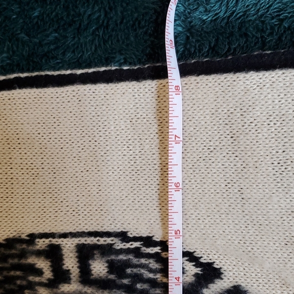 COPY - Lake Life Brand Reversible Tasseled 70 inch Scarf - Picture 8 of 8